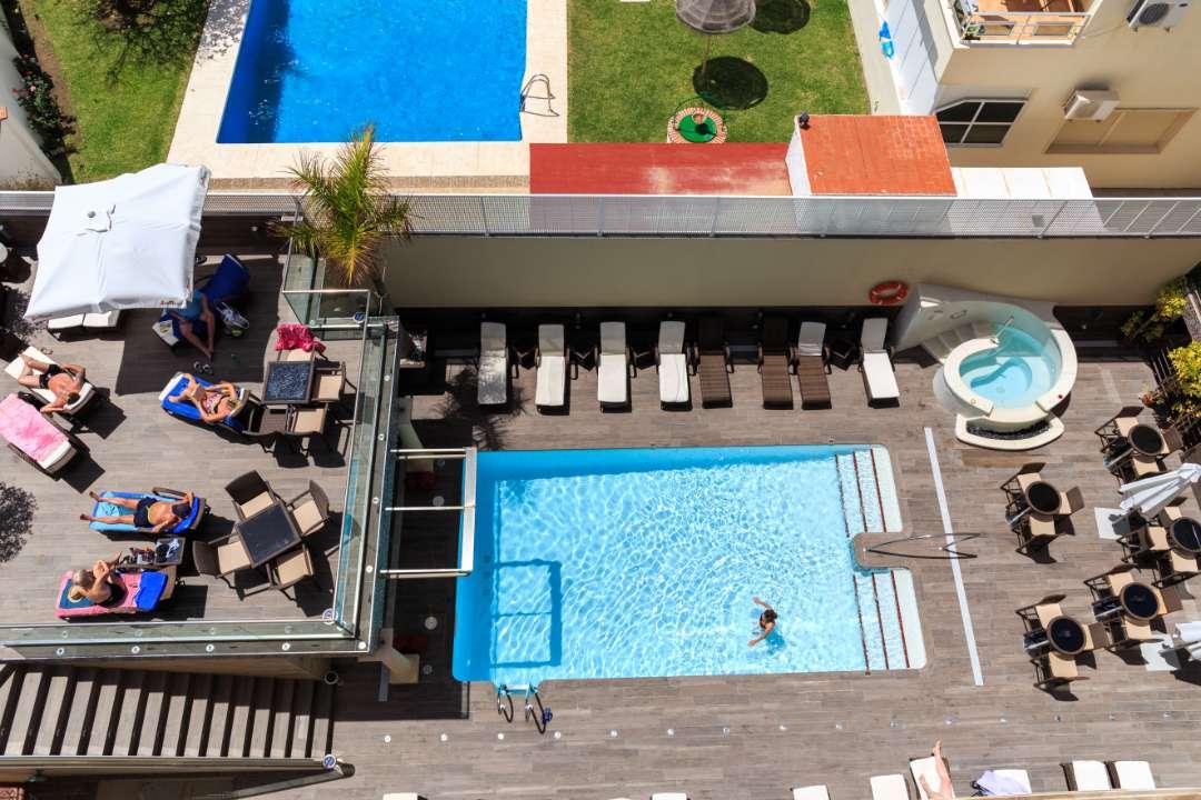 Moon Dreams Torremolinos - Adults Recommended Hotel Buitenkant foto